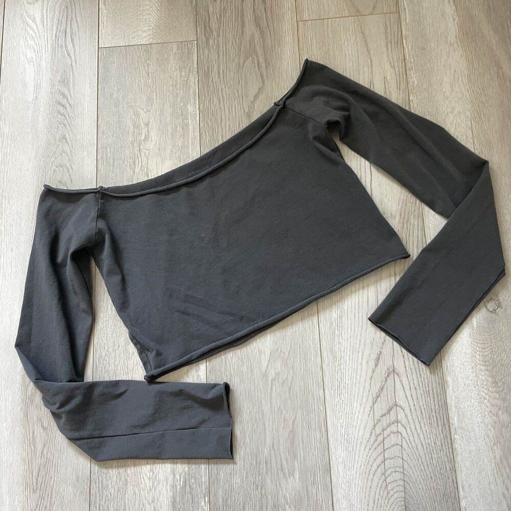 Brandy Melville Tshirt off shoulder crop long sleeve womens Gray (one size)